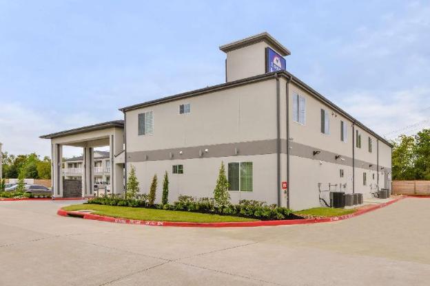 palace inn blue tomball parkway