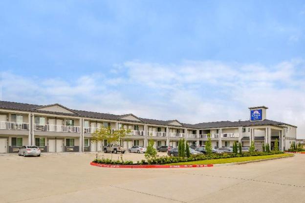 palace inn blue tomball parkway