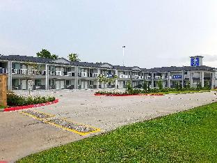 palace inn blue tomball parkway