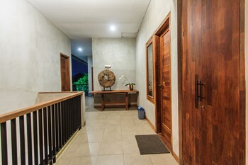 kuta legian villa