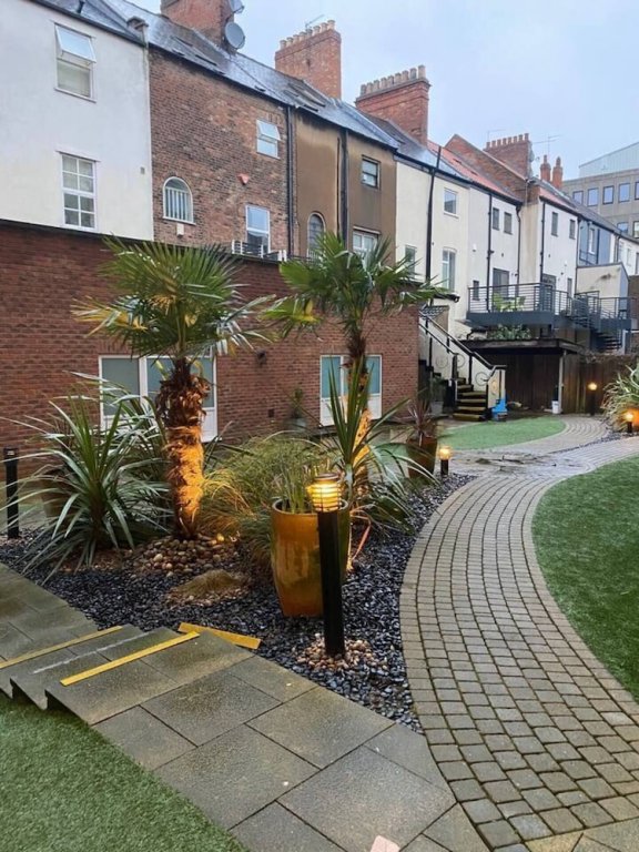 the sawmill glossy sleek peaceful city centre oran