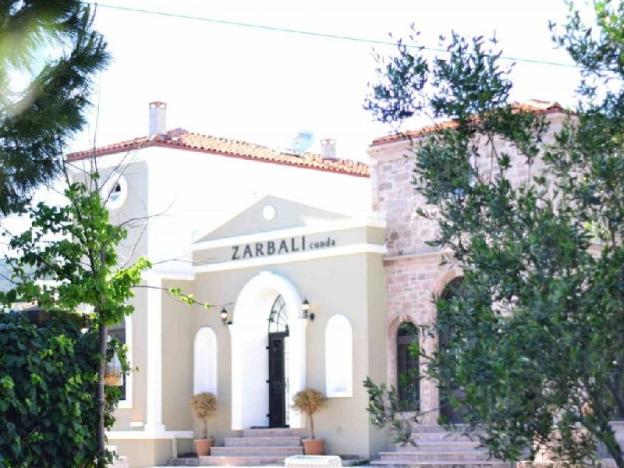 zarbali otelcunda