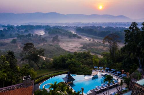 anantara golden triangle elephant camp and resort