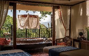 anantara golden triangle elephant camp and resort