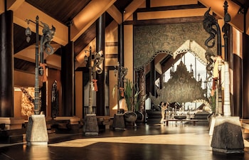 anantara golden triangle elephant camp and resort