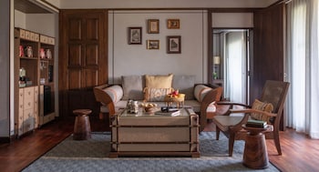 anantara golden triangle elephant camp and resort