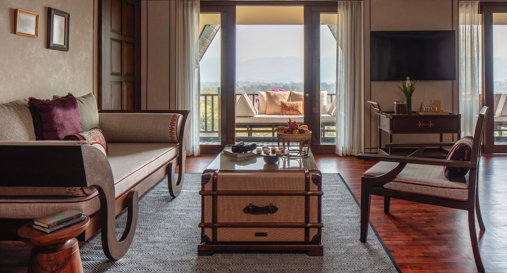 anantara golden triangle elephant camp and resort