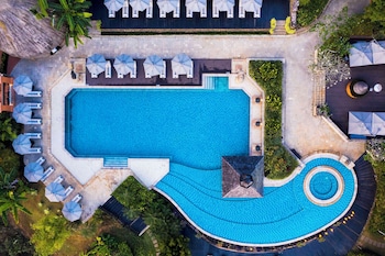 anantara golden triangle elephant camp and resort