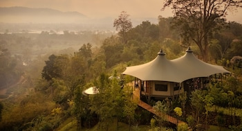 anantara golden triangle elephant camp and resort