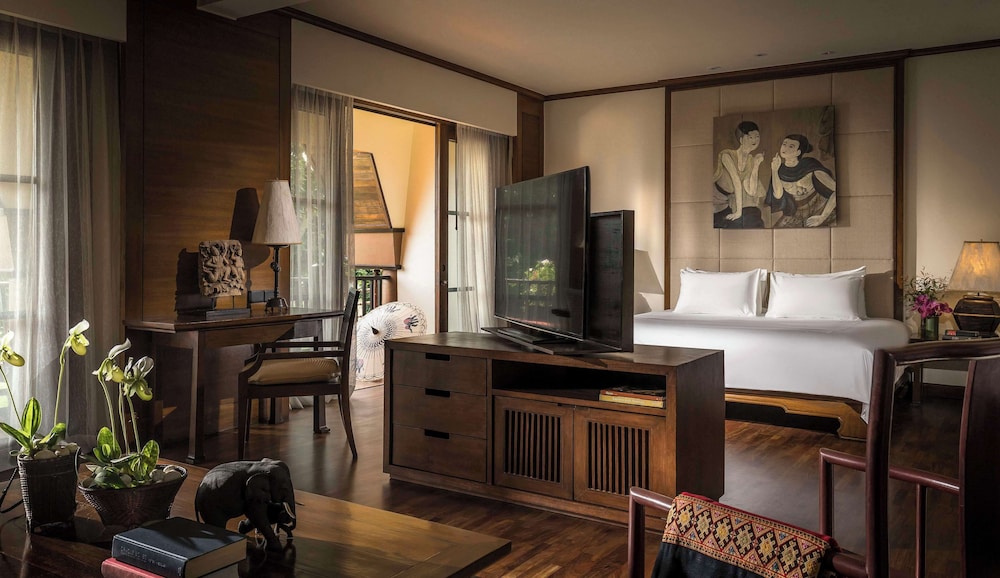 anantara golden triangle elephant camp and resort