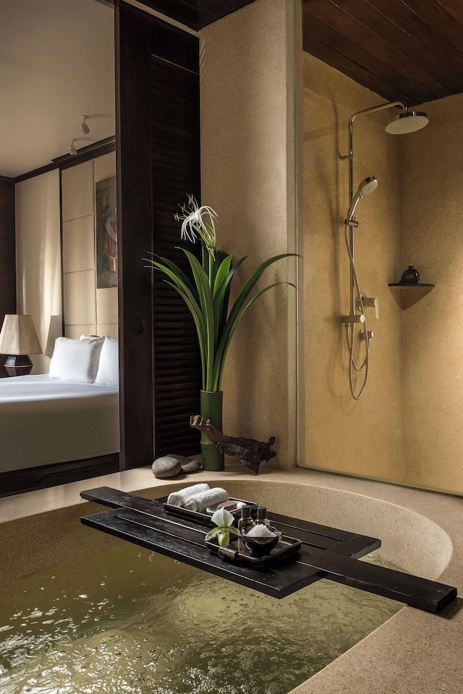 anantara golden triangle elephant camp and resort