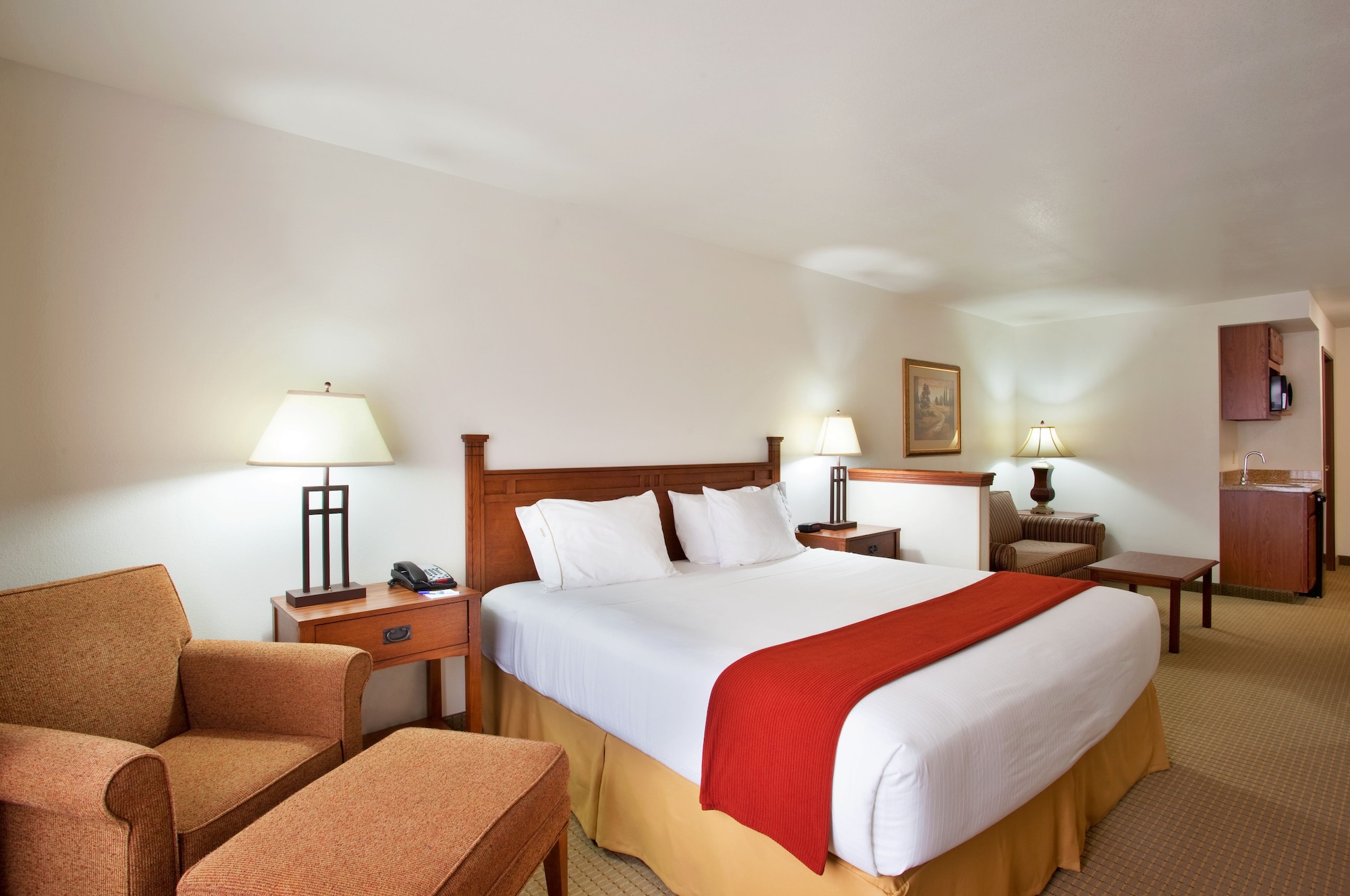 holiday inn express and suites mattoon by ihg