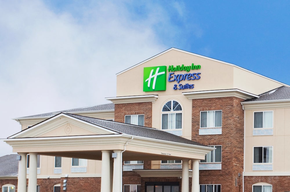 holiday inn express and suites mattoon by ihg