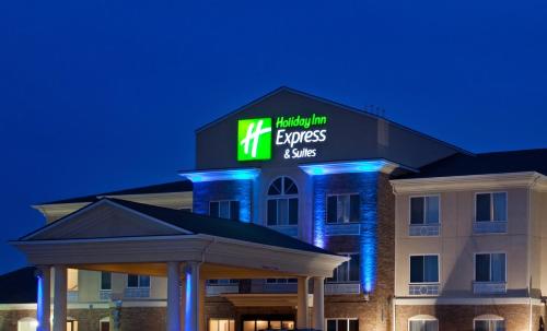 holiday inn express and suites mattoon by ihg