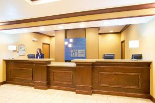 holiday inn express and suites mattoon by ihg