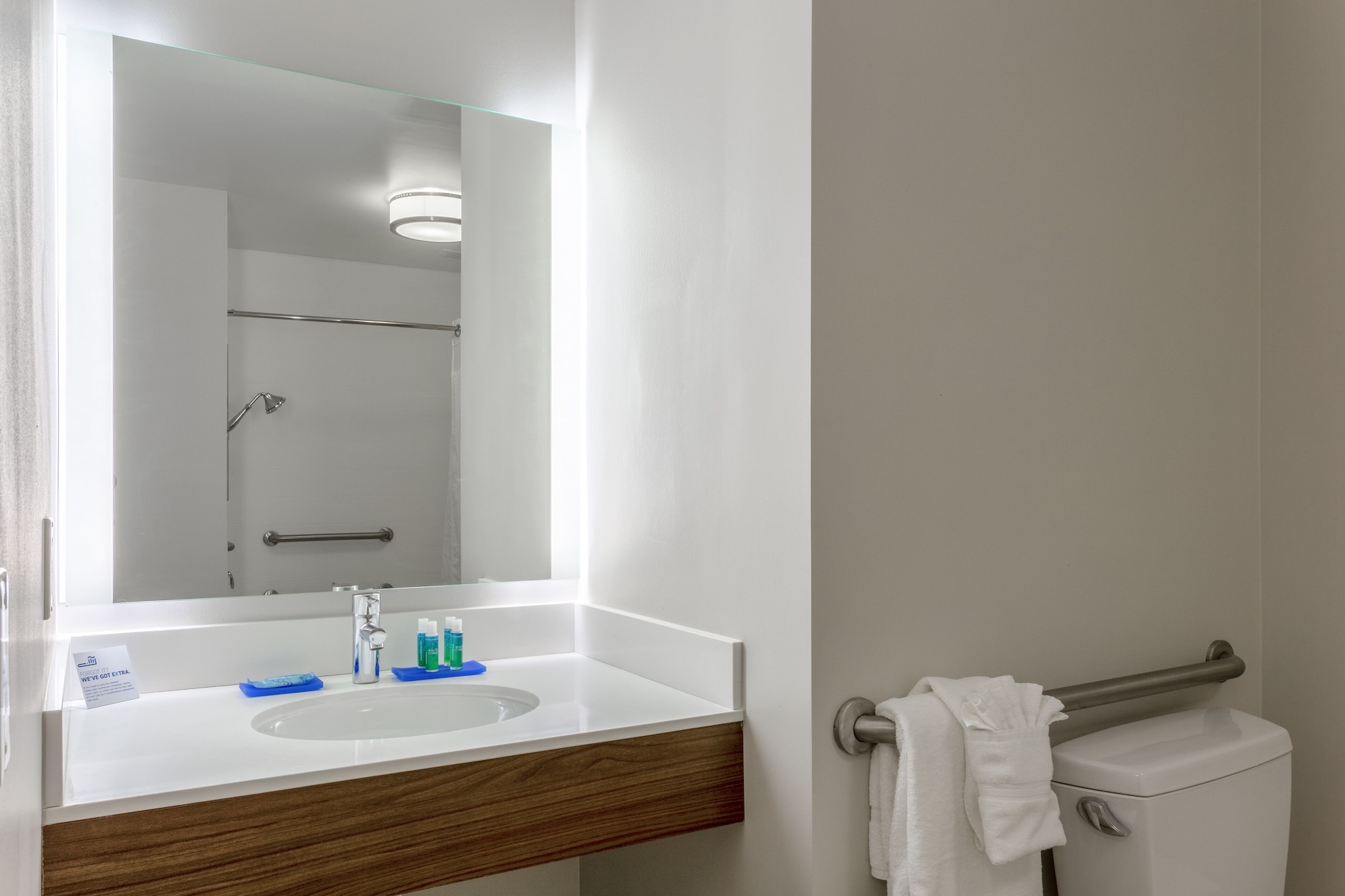holiday inn express and suites vandalia by ihg