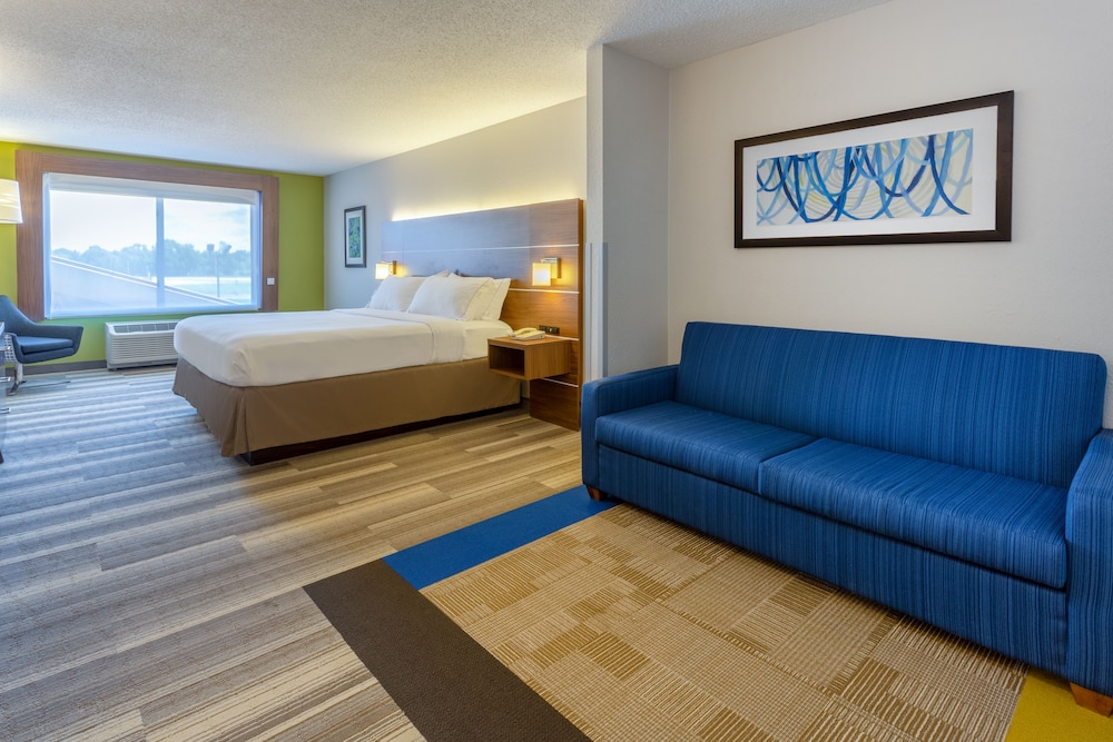 holiday inn express and suites vandalia by ihg