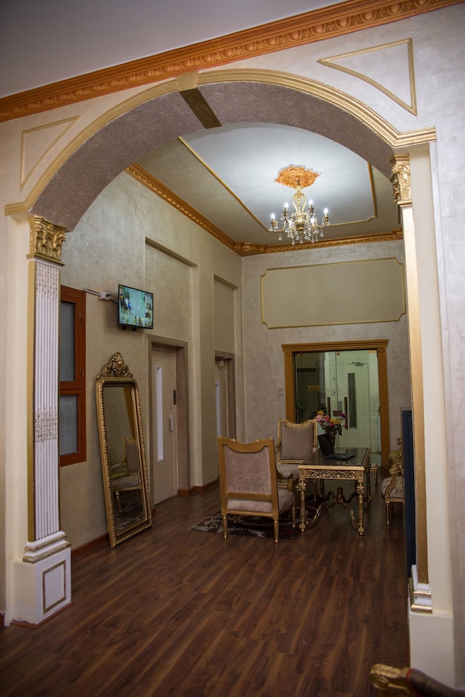 grand talat harb plaza