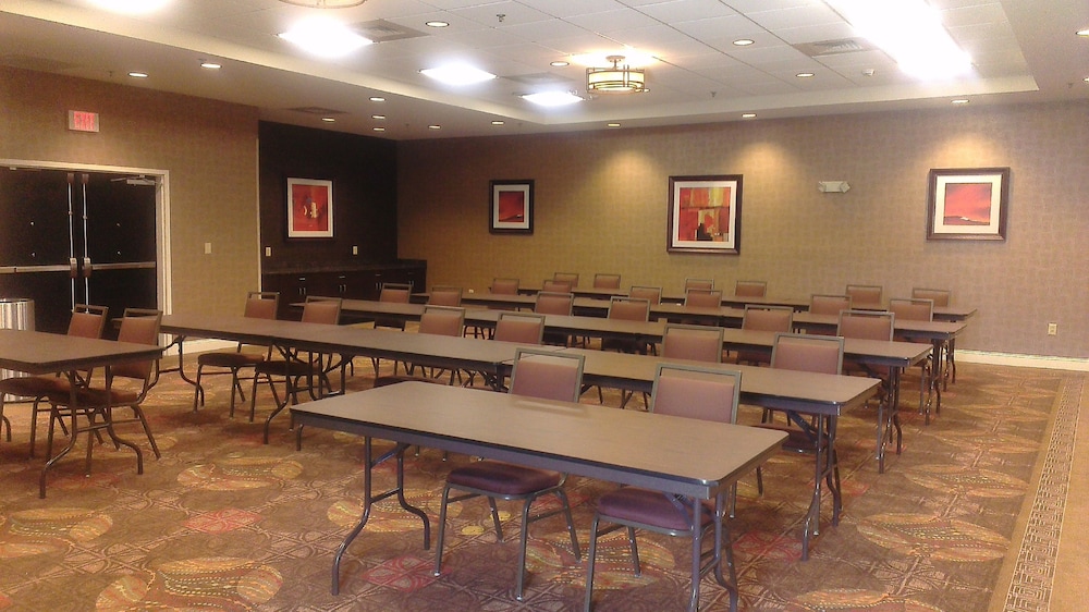holiday inn express and suites smithfield selma by ihg