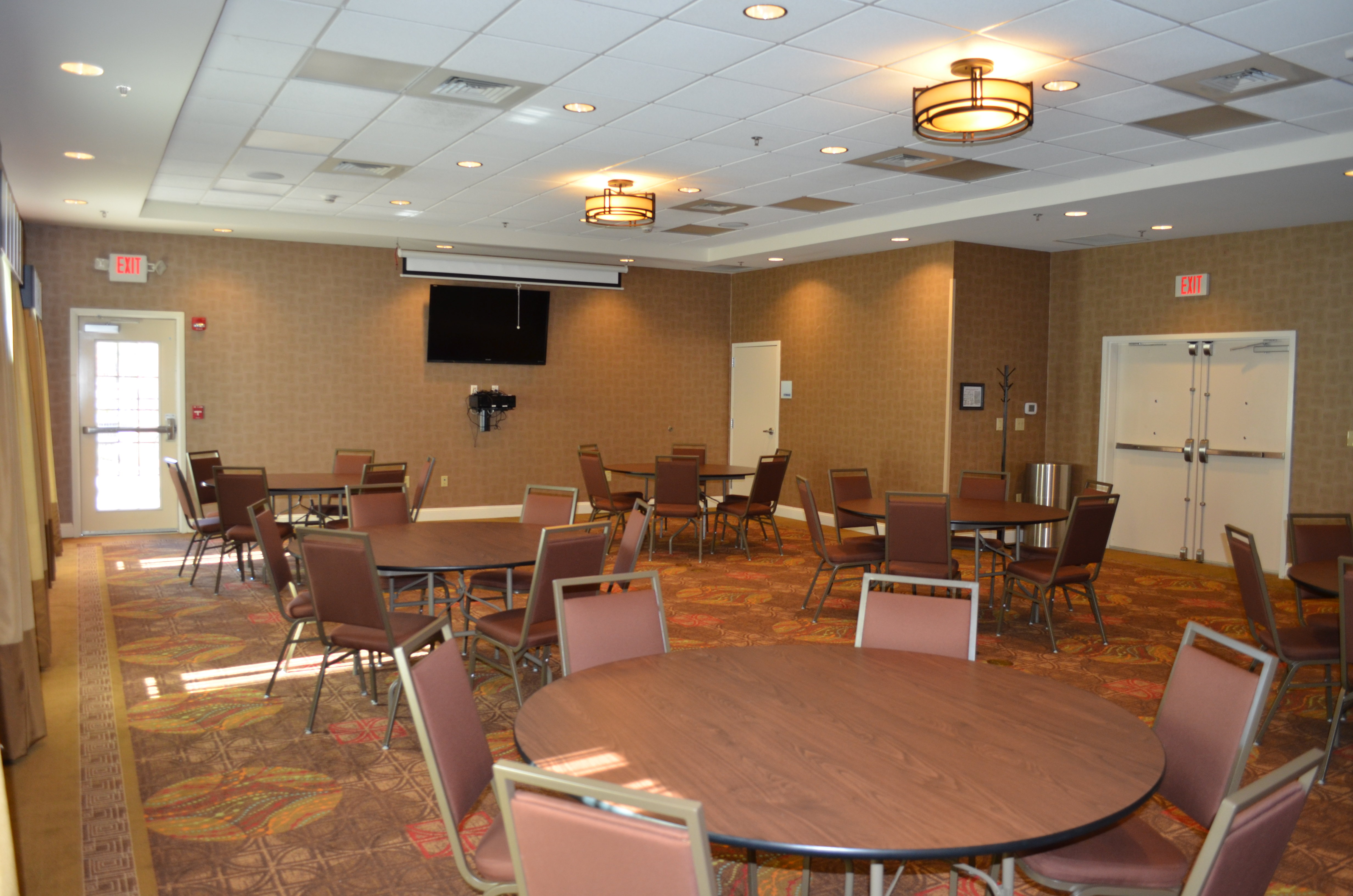 holiday inn express and suites smithfield selma by ihg