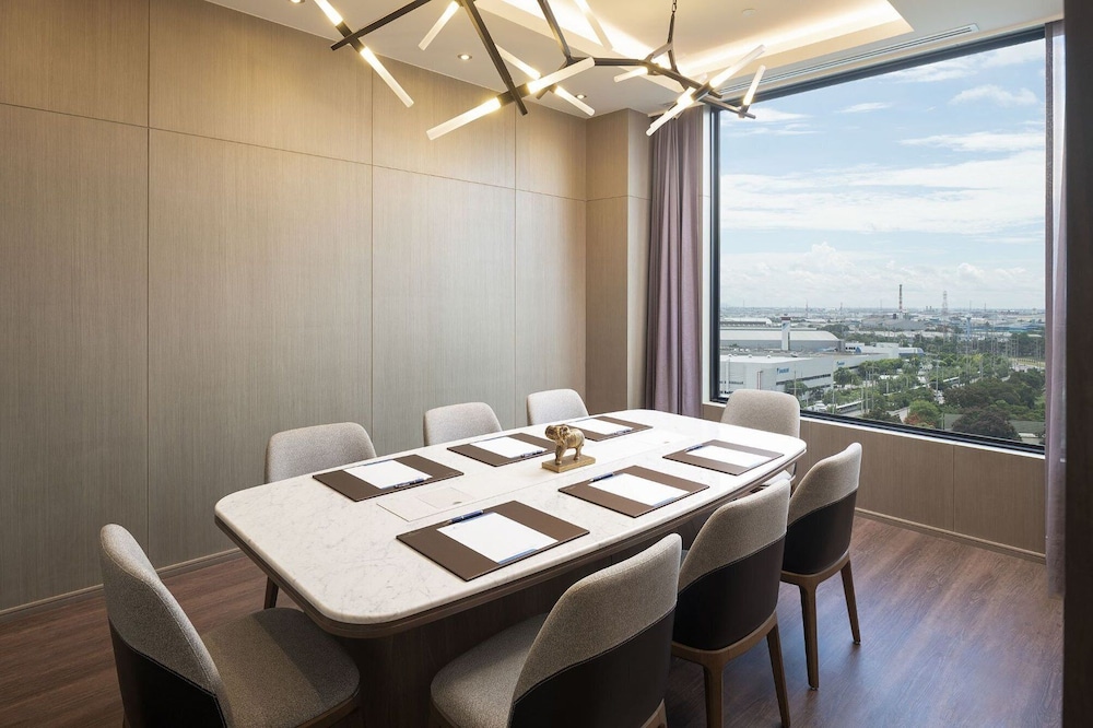 hotel nikko amata city chonburi