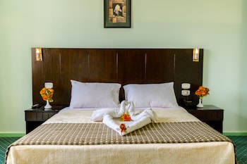 aura inn hotel cairo