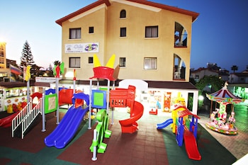 windmills hotel apartments