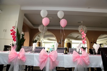 windmills hotel apartments