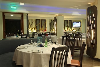 windmills hotel apartments