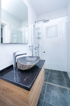 maldive holiday homes