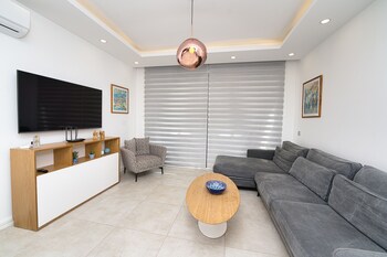 maldive holiday homes