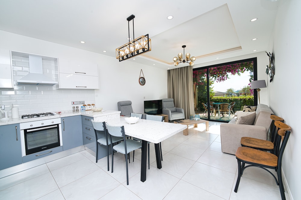 maldive holiday homes