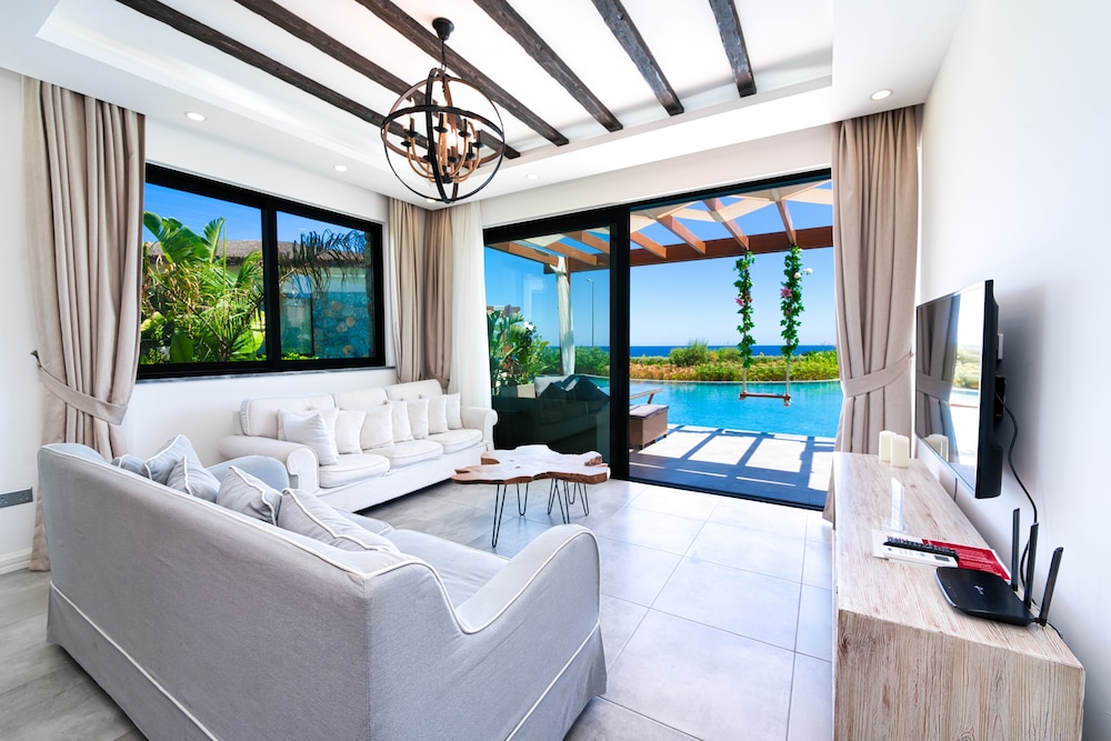 maldive holiday homes