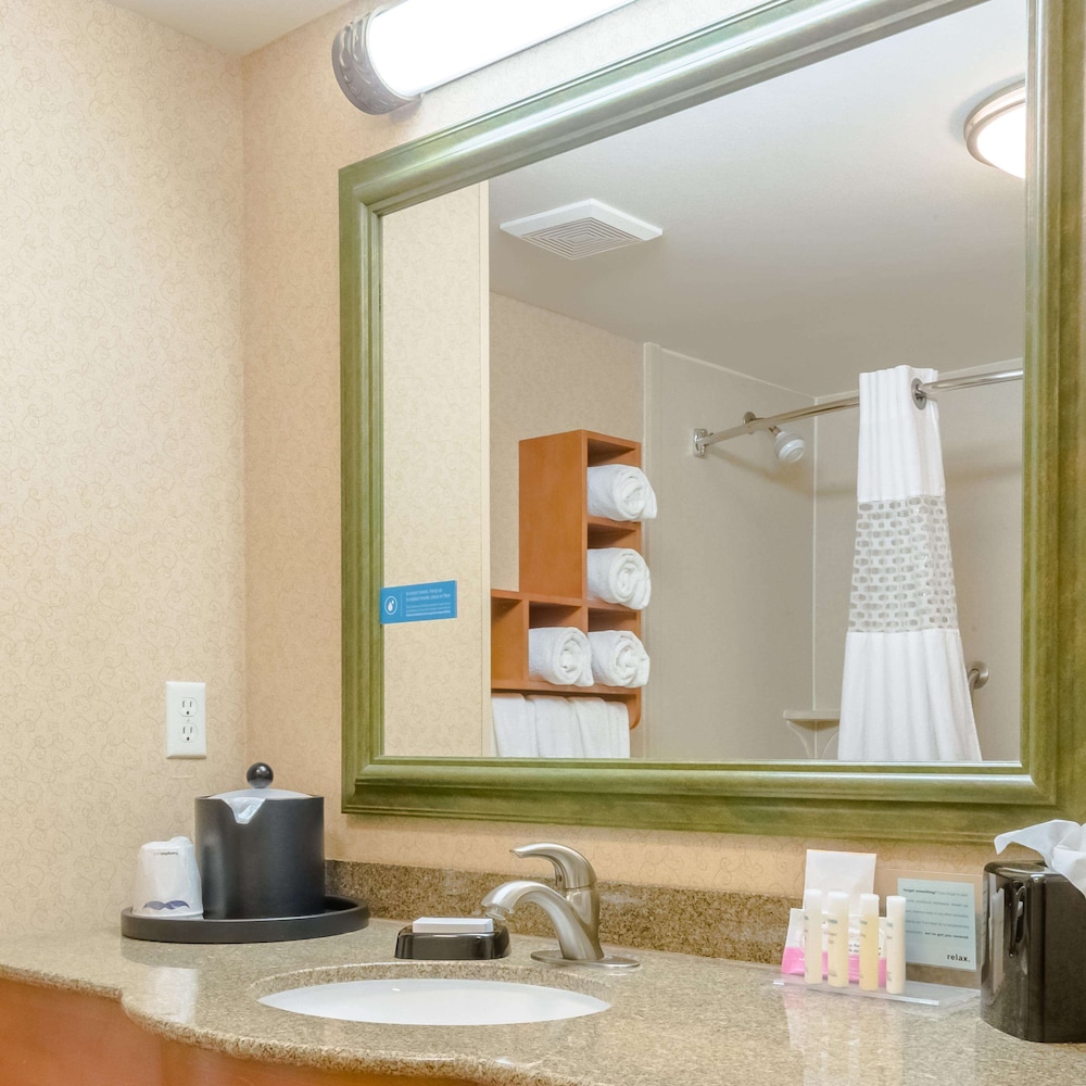 hampton inn and suites by hilton tomball houston nw