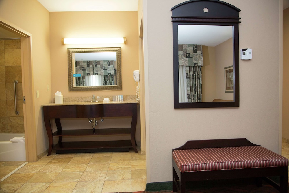 hampton inn and suites houston rosenberg