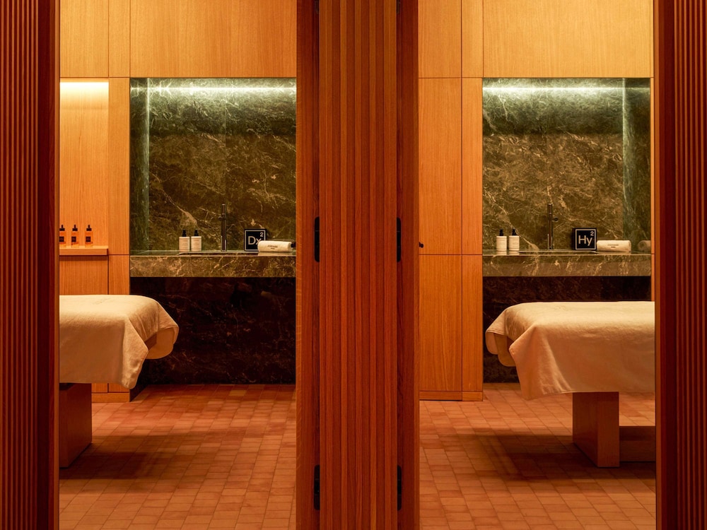 so paris hotel