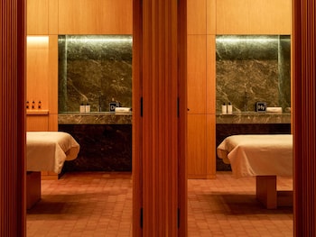 so paris hotel