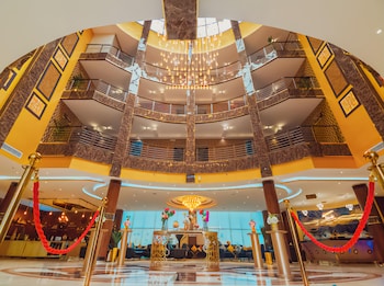golden ship hotel