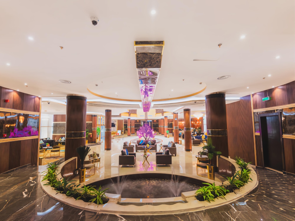 golden ship hotel