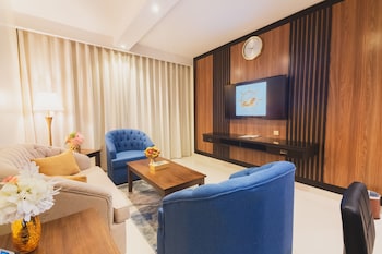 golden ship hotel