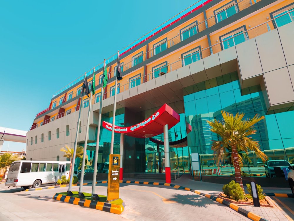 golden ship hotel