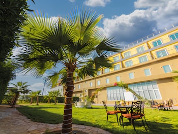 golden ship hotel