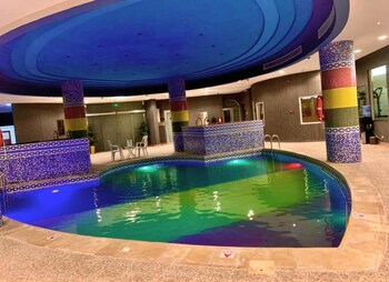 golden ship hotel