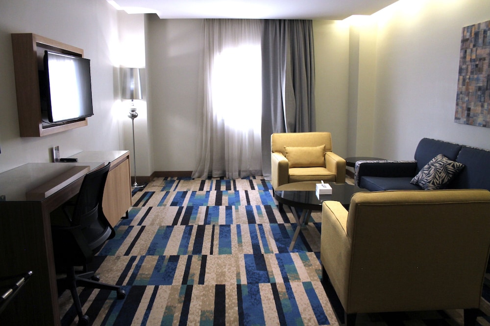 ewaa express hotel olaya