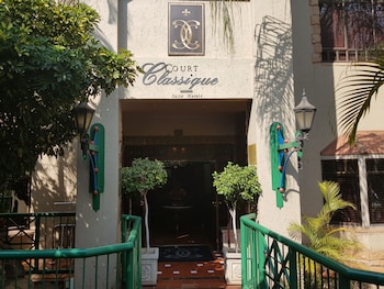 court classique suite hotel