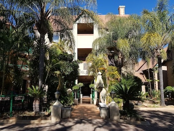 court classique suite hotel