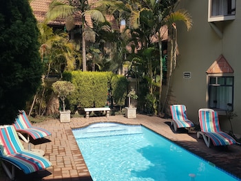 court classique suite hotel