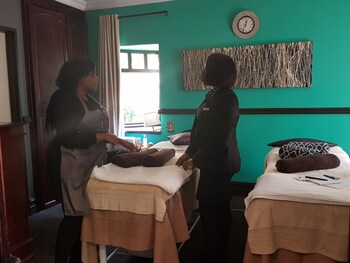 court classique suite hotel