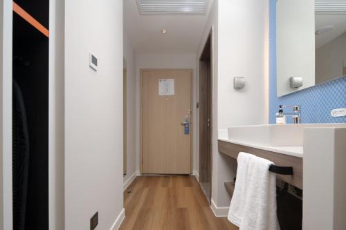 holiday inn express chengdu tianfu airport zone an ihg hotel