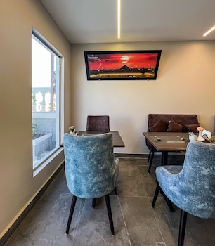 khan duidar inn pyramids view rooftop